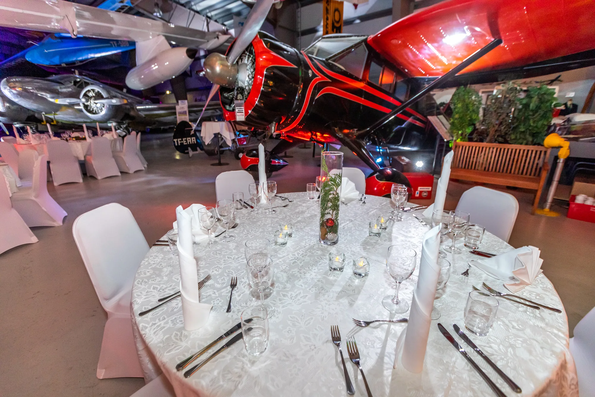 A K6 catering table